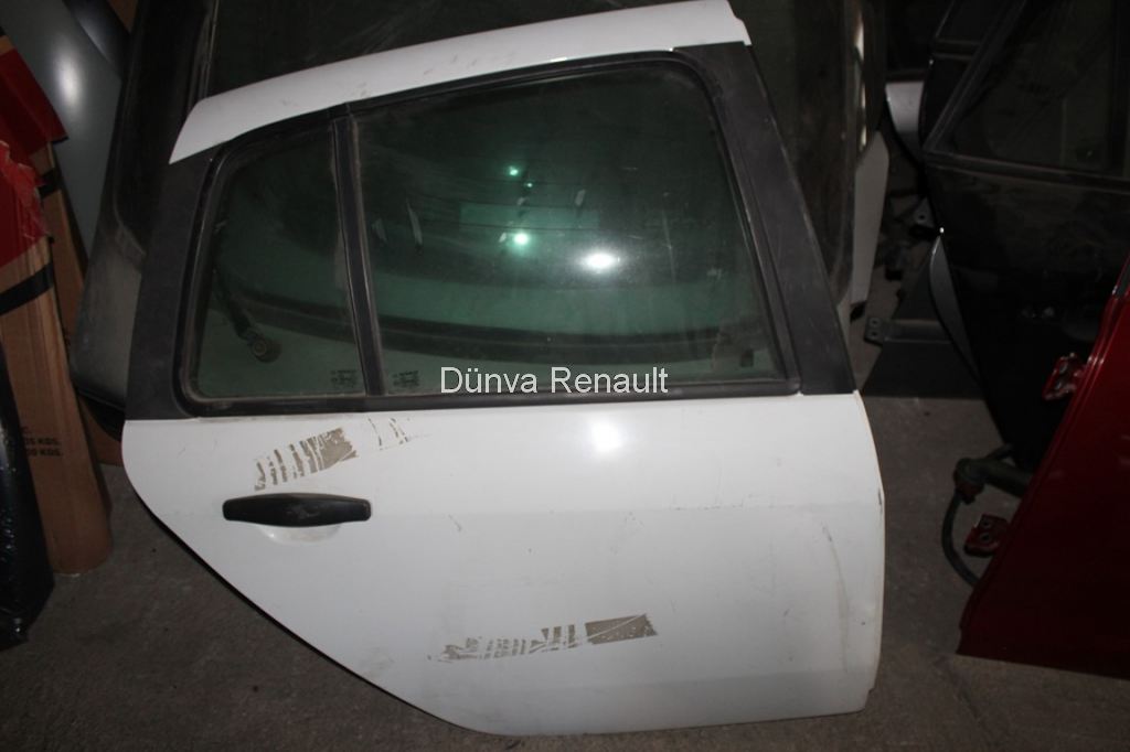 Renault Symbol Sağ Arka Kapı Beyaz Çıkma Orjinal 2009-2012